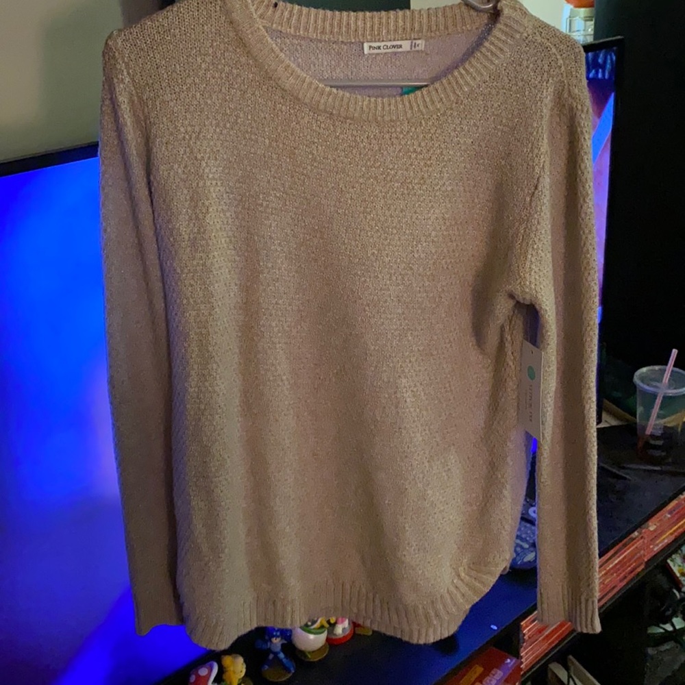 Tan long sleeve sweater
